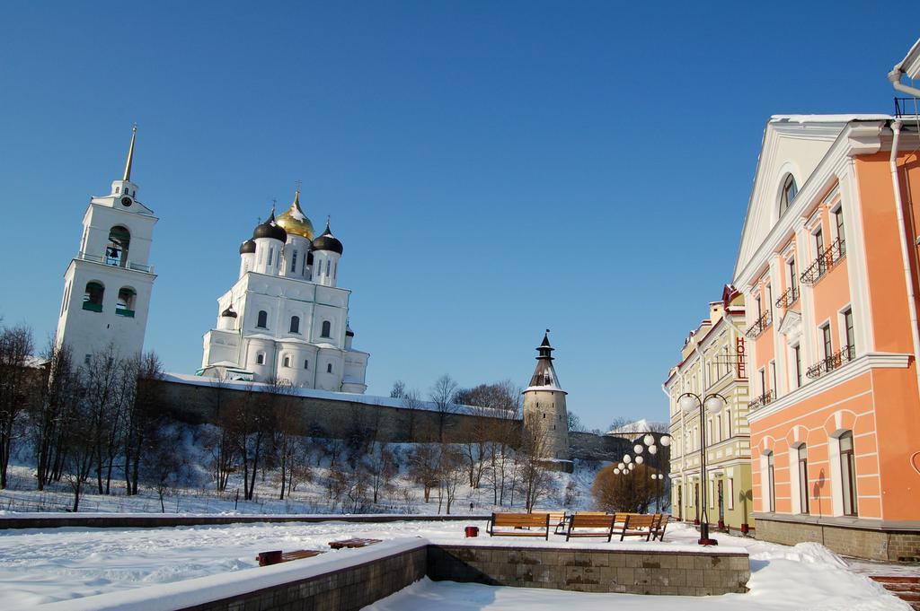 Golden Embankment Otel Pskov Dış mekan fotoğraf